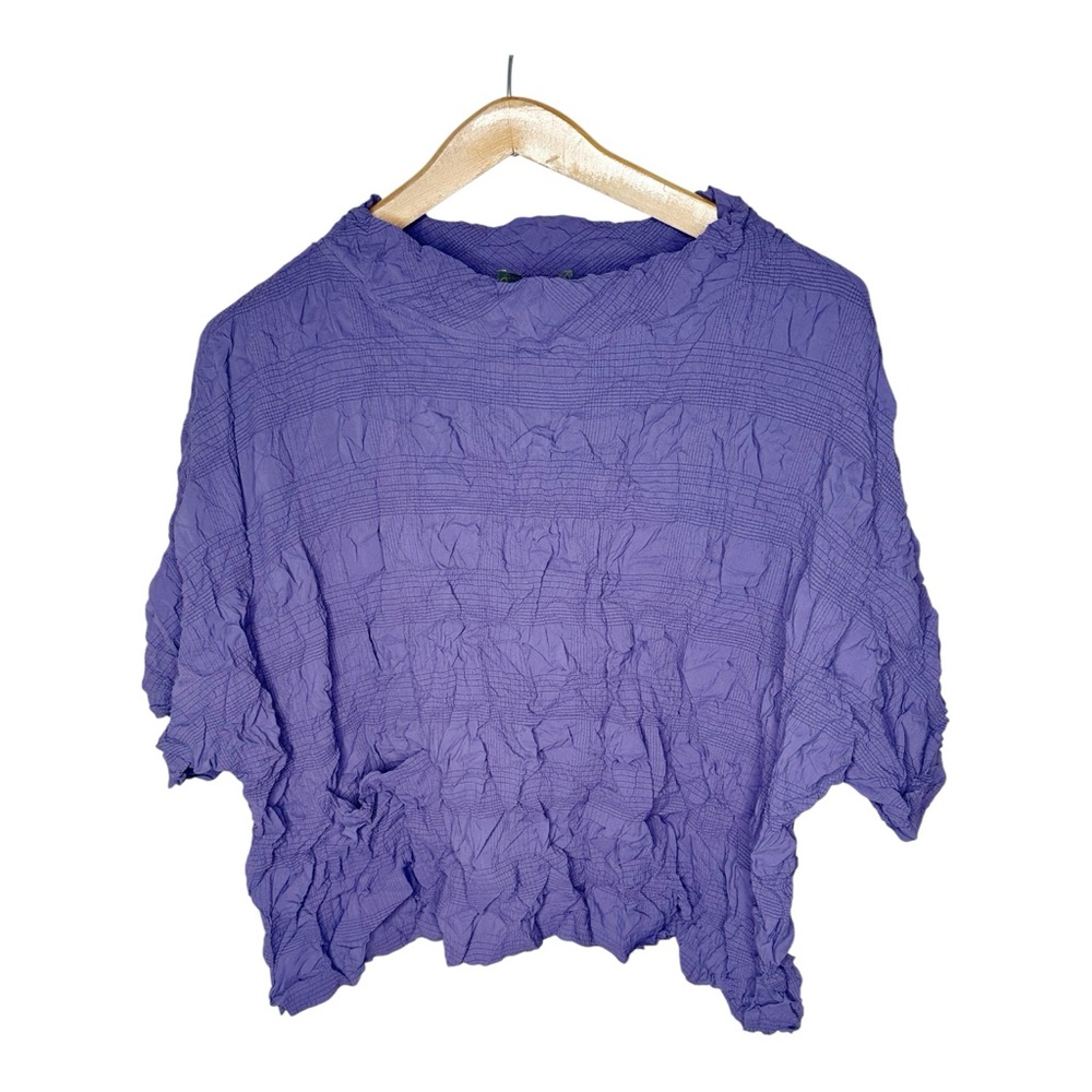 Chalet et Ceci Crinkle Top Size Small Purple Short Sleeves Front Pocket